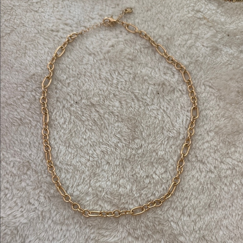 Elegant Gold Chain Necklace